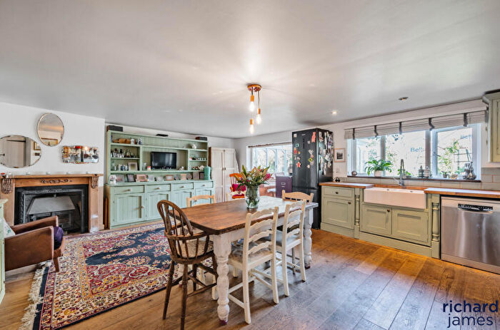 3 Bedroom Terraced House For Sale In Marlborough Road, Wroughton, Swindon, SN4