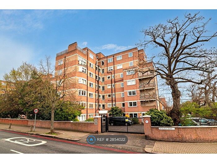 2 Bedroom Flat To Rent In Belvedere Court, London, SW15