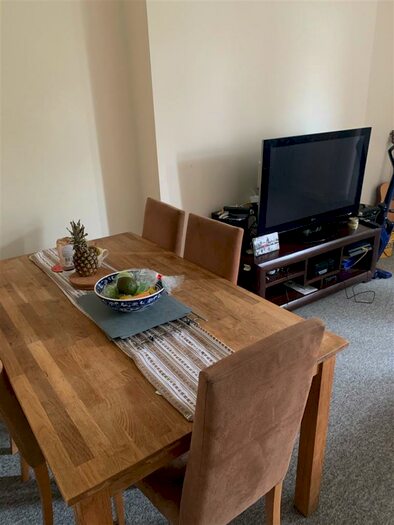 2 Bedroom Flat To Rent In Hotwells Road Hotwells Bristol, BS8