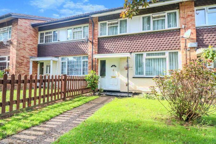 3 Bedroom Terraced House To Rent In Parlaunt Road, Langley, Slough, SL3
