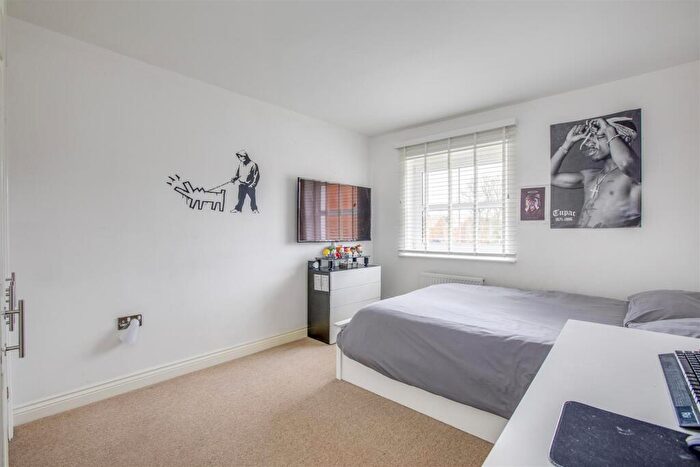 4 Bedroom Detached House For Sale In Turners Field, High Wycombe, HP13