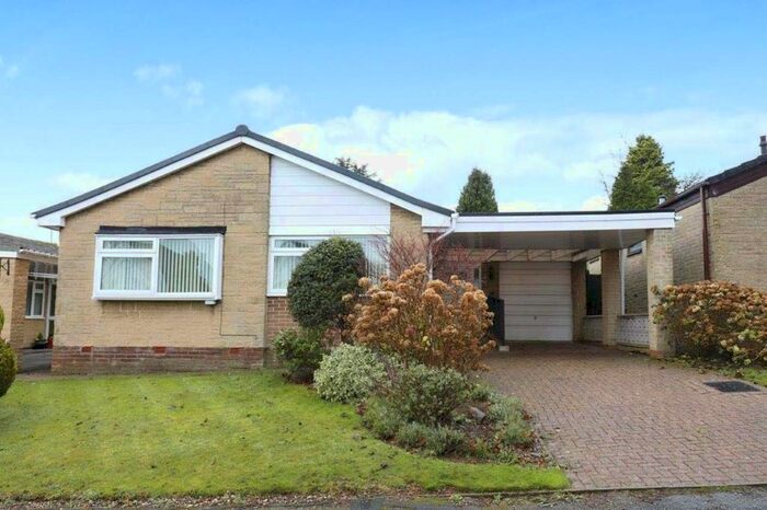 3 Bedroom Bungalow For Sale In Bradwell Close, Dronfield Woodhouse, Dronfield, Derbyshire S18
