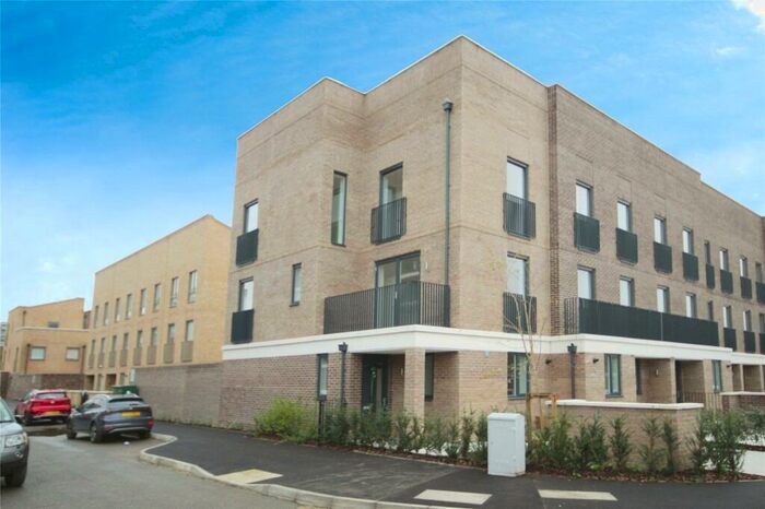 4 Bedroom End Of Terrace House To Rent In Bridgend Crescent, Rainham, RM13