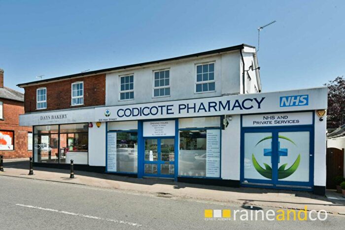 2 Bedroom Flat To Rent In High Street, Codicote, SG4
