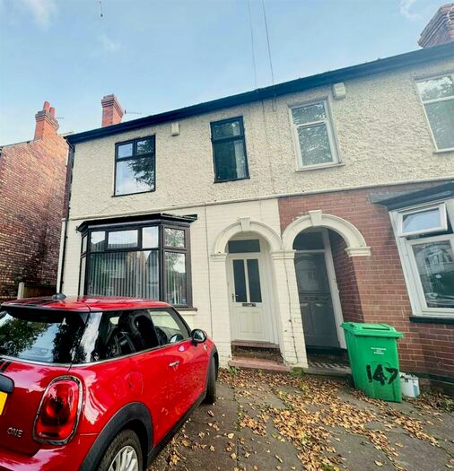 8 Bedroom House To Rent In Harlaxton Drive, Nottingham, NG7