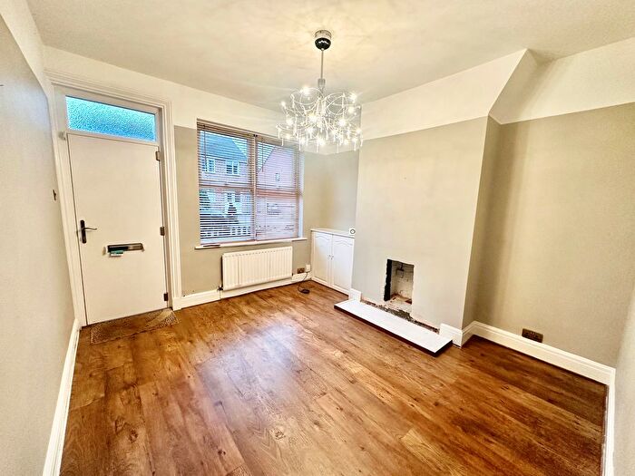 2 Bedroom Terraced House To Rent In William Street, Nottingham, NG10