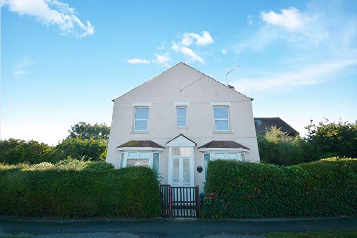 4 Bedroom Detached House For Sale In Lynmouth Drive, Minster, ME12