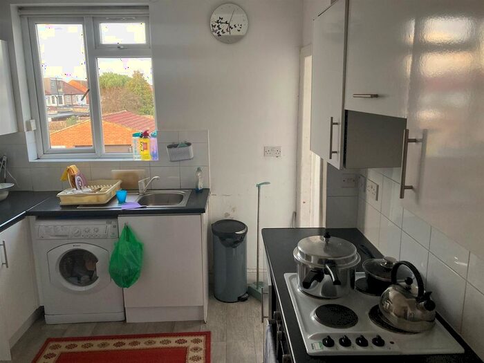 2 Bedroom Flat To Rent In Alexandra Avenue, South Harrow, Harrow, HA2