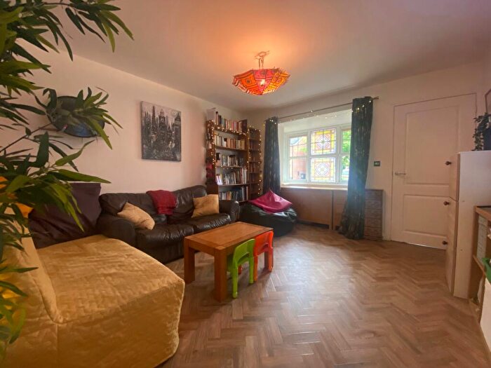 4 Bedroom Detached House For Sale In Orchard Place, Sandbach, CW11