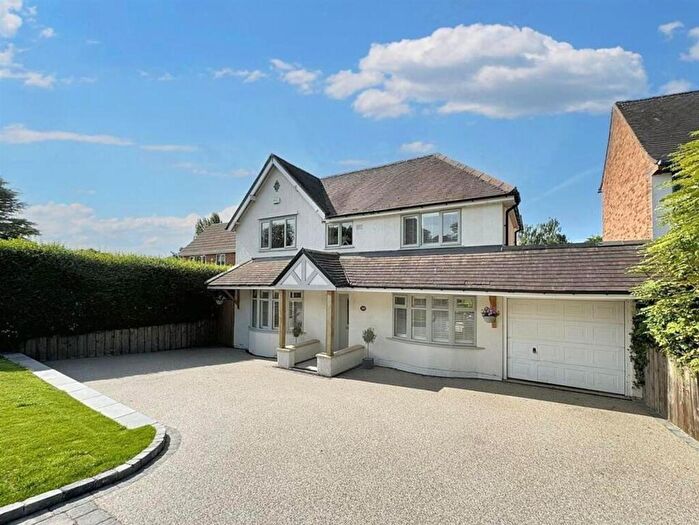 4 Bedroom Detached House For Sale In Hill Village Road, Four Oaks, B75