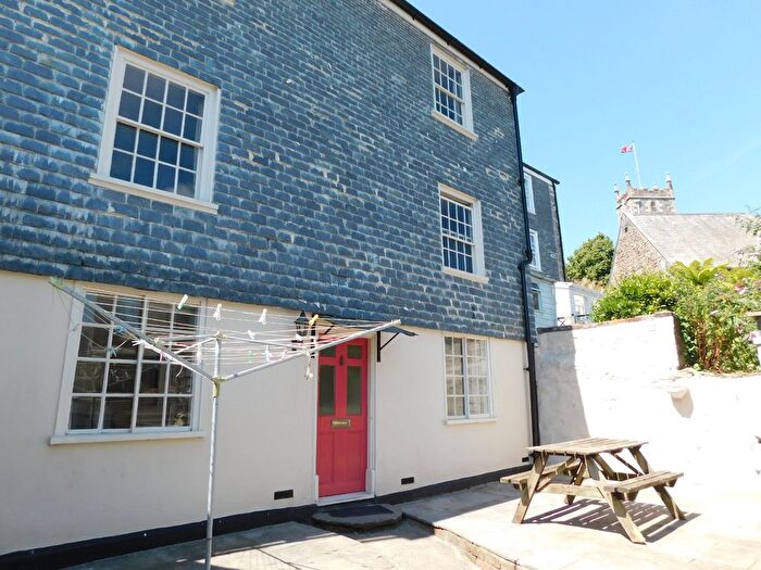 5 Bedroom Flat To Rent In Arwenack Street, Falmouth, TR11