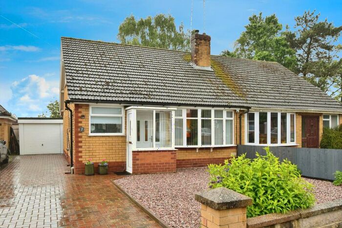 2 Bedroom Bungalow For Sale In Barwood Avenue, Church Lawton, Stoke-on-Trent, Cheshire, ST7
