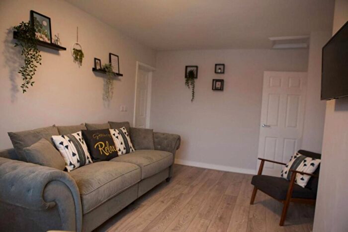 1 Bedroom Semi Detached House To Rent In A Claremont, M33