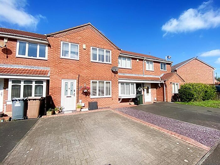 3 Bedroom Terraced House For Sale In Bewick Park, Wallsend, NE28