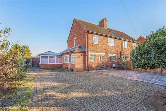 3 Bedroom Semi-Detached House For Sale In New Road, Binfield Heath, Henley-On-Thames, RG9