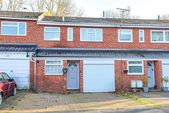 3 Bedroom Terraced House To Rent In Heathgate, Hertford Heath, SG13