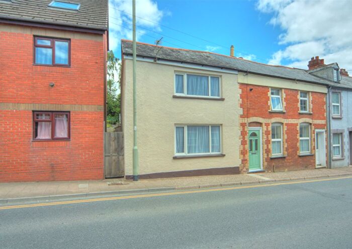 3 Bedroom Terraced House To Rent In Barnstaple Street, South Molton, EX36