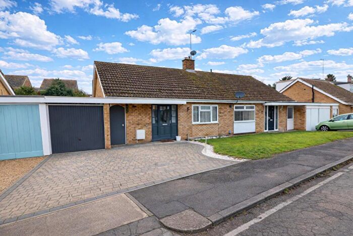 2 Bedroom Semi-Detached Bungalow For Sale In Haddon Close, Rushden, NN10