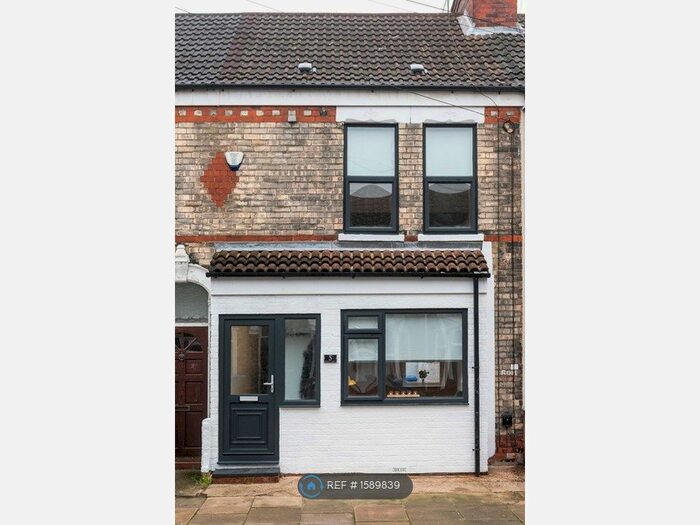 2 Bedroom Terraced House To Rent In Manvers Street, Hull, HU5