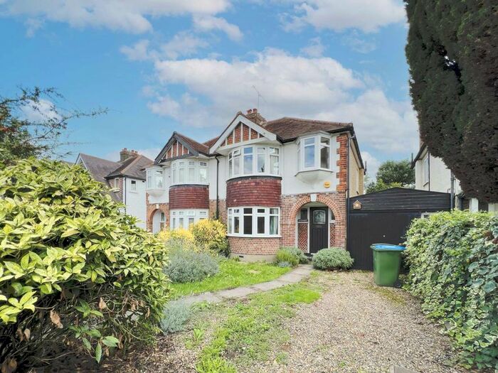 3 Bedroom Semi-Detached House To Rent In Esher Road, East Molesey, KT8