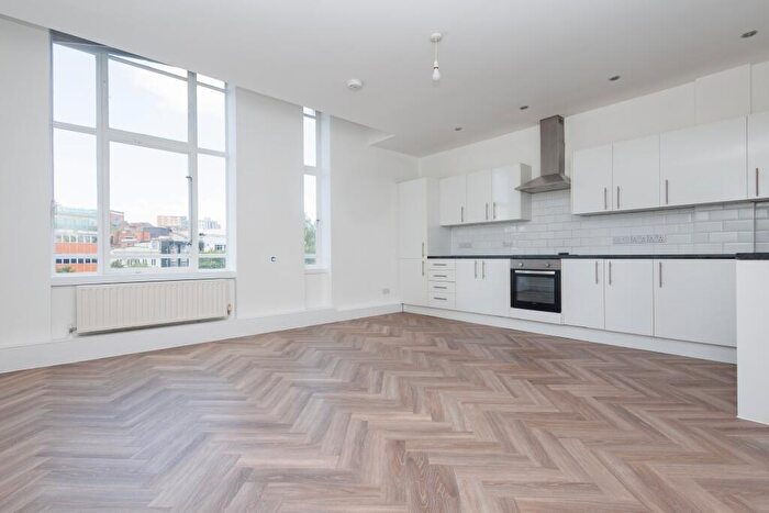 2 Bedroom Flat To Rent In Richmond Hill, Bournemouth, BH2