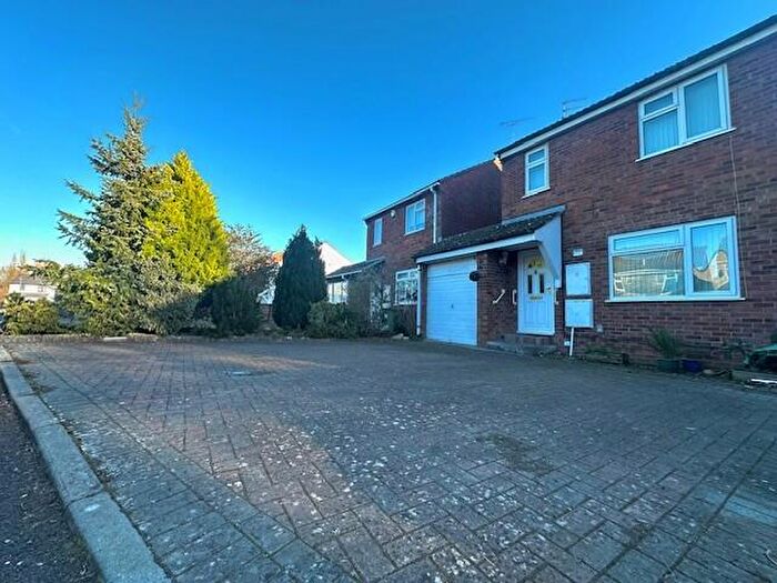 3 Bedroom House To Rent In Holyrood Close, Stoke Gifford, Bristol, BS34