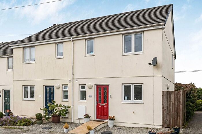 3 Bedroom Semi-Detached House For Sale In Beacon Road, Foxhole, PL26