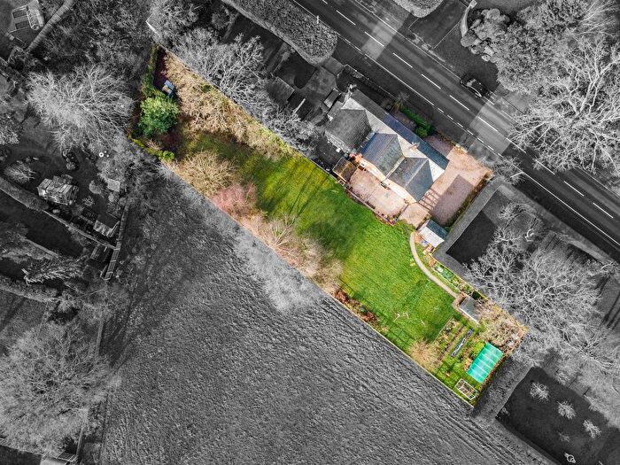 4 Bedroom Semi-Detached House For Sale In Broad Lane, Tanworth-In-Arden, B94