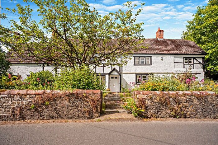5 Bedroom Country House For Sale In High Street, Sutton Veny, Warminster, Wiltshire, BA12