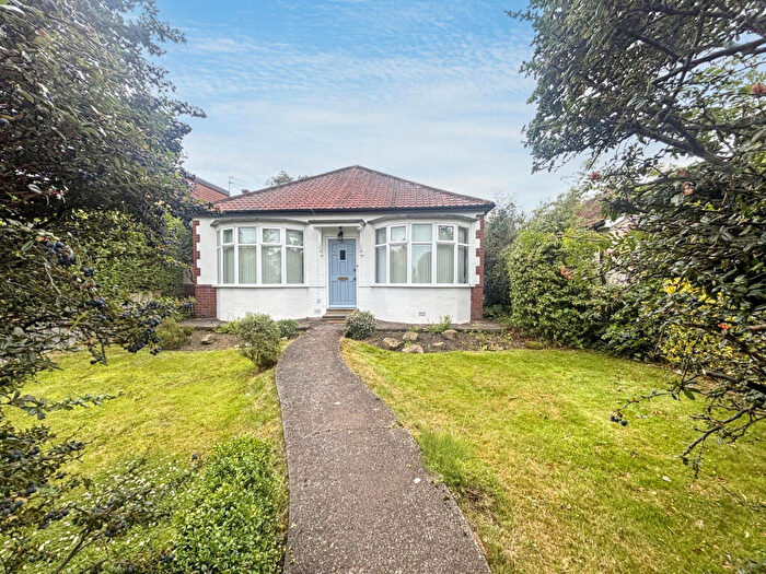 2 Bedroom Bungalow For Sale In Cambridge Avenue, Forest Hall, Newcastle Upon Tyne, Tyne And Wear, NE12