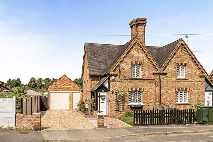 3 Bedroom Semi-Detached House For Sale In Mill Road, Bletchley, Milton Keynes, MK2