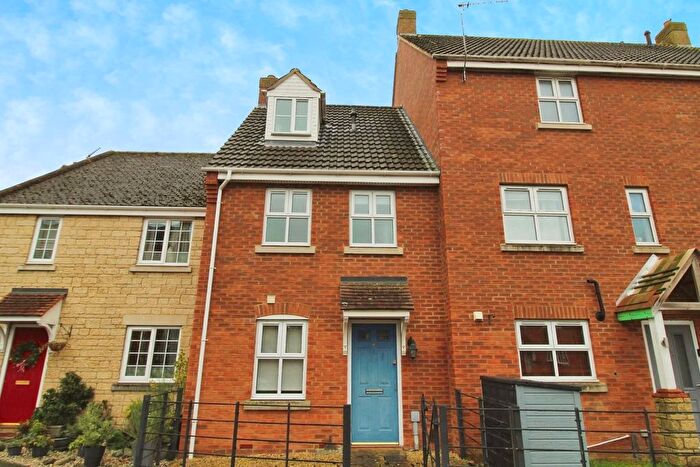 3 Bedroom Property For Sale In Mayfly Road, Swindon, SN25