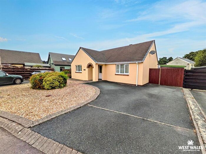 3 Bedroom Detached Bungalow For Sale In Trevaughan Gardens, Whitland, SA34