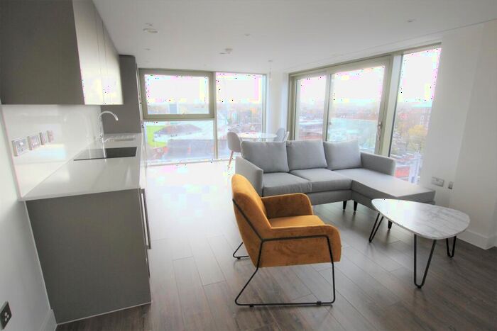 2 Bedroom Apartment To Rent In The Waterside Apartments, West Bridgford, NG2