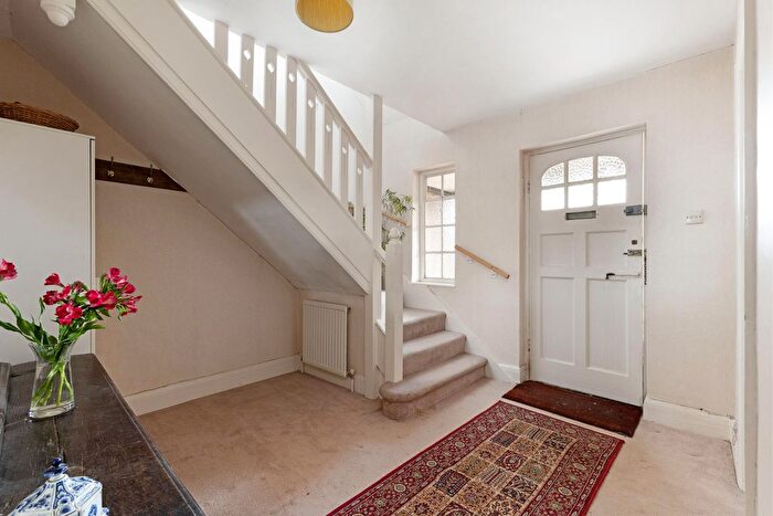 2 Bedroom Semi-Detached House For Sale In Childsbridge Lane, Kemsing, TN15