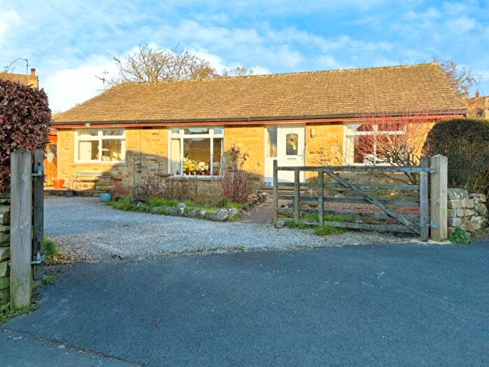 3 Bedroom Detached Bungalow For Sale In Garrs End Lane, Grassington, BD23
