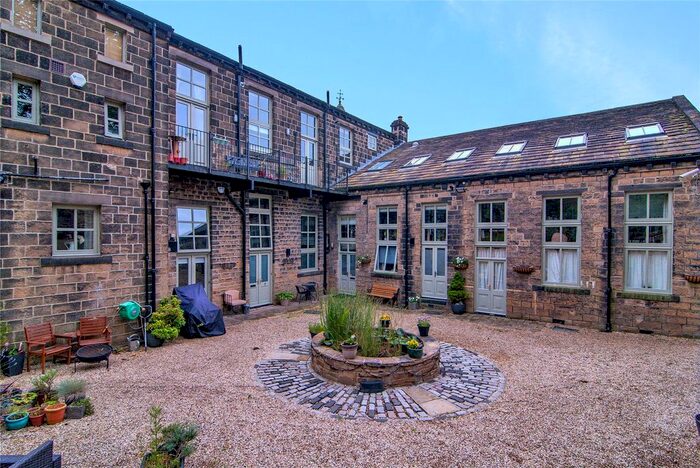 2 Bedroom Flat For Sale In Park School Mews, Lime Street, Bingley, West Yorkshire, BD16