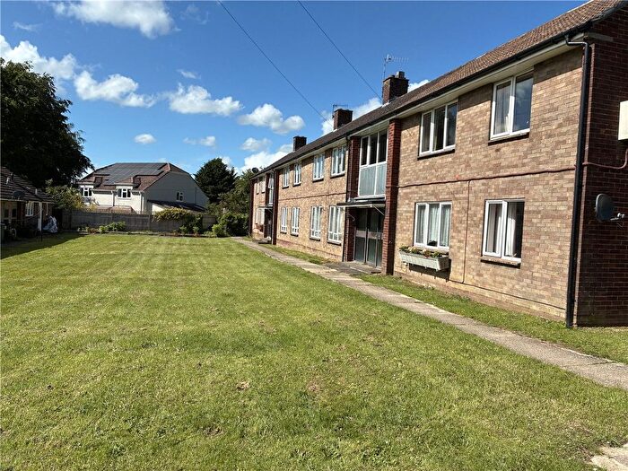 1 Bedroom Flat For Sale In Five Stiles Road, Marlborough, Wiltshire, SN8