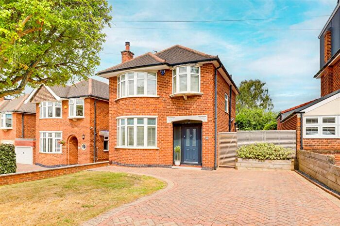 3 Bedroom Detached House For Sale In Stanhome Drive, West Bridgford, Nottinghamshire, NG2