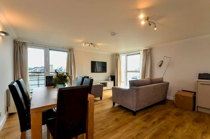 2 Bedroom Flat To Rent In Greenfell Mansions, Greenwich, London, SE8