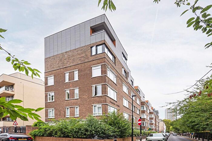 2 Bedroom Flat To Rent In Damien Street, , Stepney, London, E1