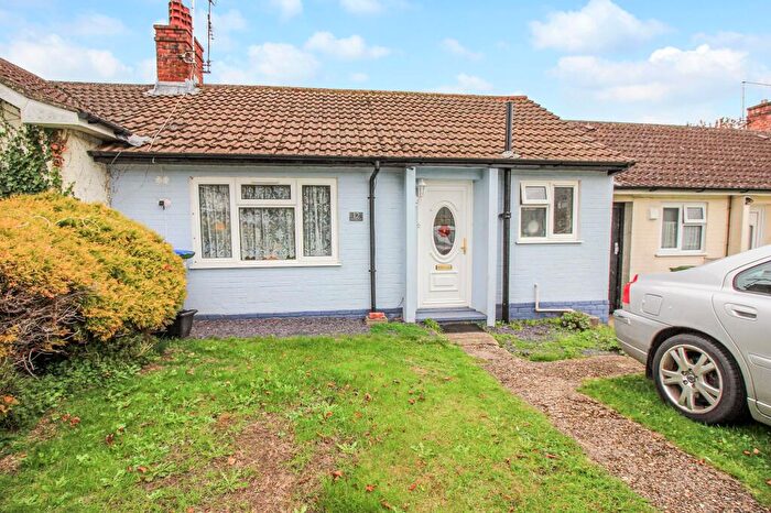 1 Bedroom Bungalow For Sale In Meadowside Close, Mansbridge, SO18