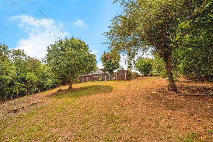 2 Bedroom Lodge For Sale In Hampton Loade, Bridgnorth, WV16