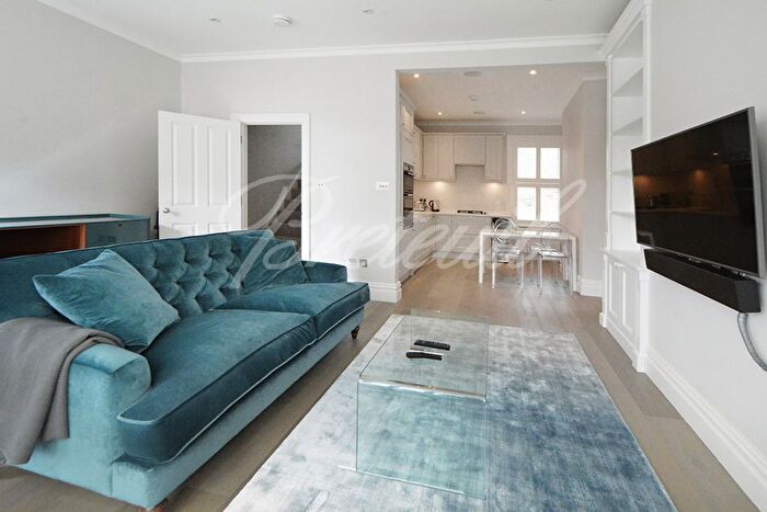 3 Bedroom Flat To Rent In Bishops Road, London, SW6