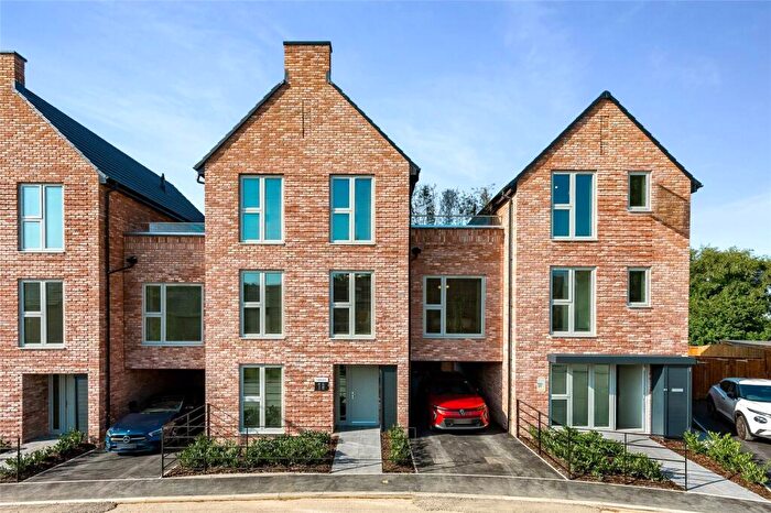 4 Bedroom Link Detached House For Sale In Victoria Road, Horwich, Greater Manchester, BL6