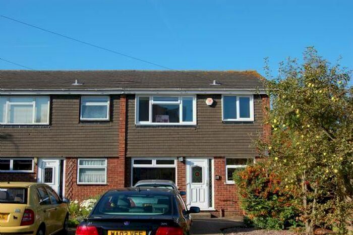 3 Bedroom Property To Rent In Badminton Close, Borehamwood, WD6