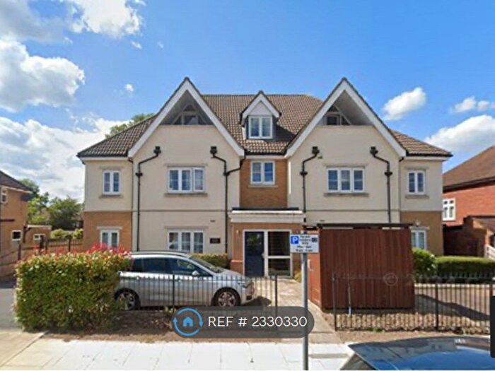 2 Bedroom Flat To Rent In Sunningdale Avenue, Ruislip, HA4