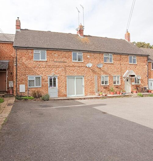 3 Bedroom Cottage To Rent In High Street, Barford St. Michael, Near Banbury, OX15