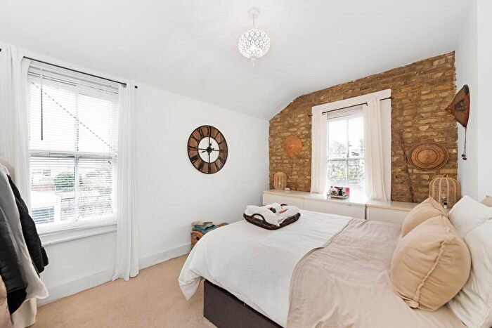 3 Bedroom Terraced House For Sale In Suffield Road, Anerley, London, SE20