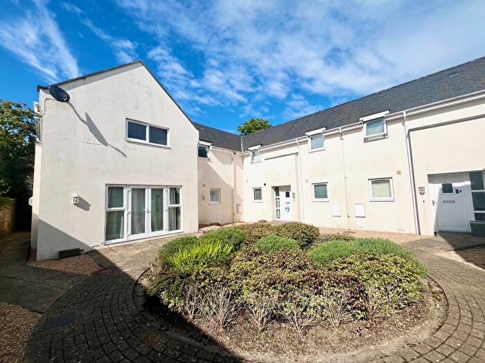 2 Bedroom House To Rent In Commercial Road, Lower Parkstone, BH14